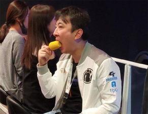 杨政孙世睿互怼网红吃瓜