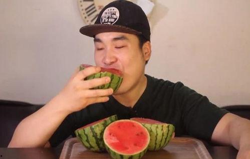 山西网红吃瓜事件是真的吗,山西网红吃瓜事件真相揭秘